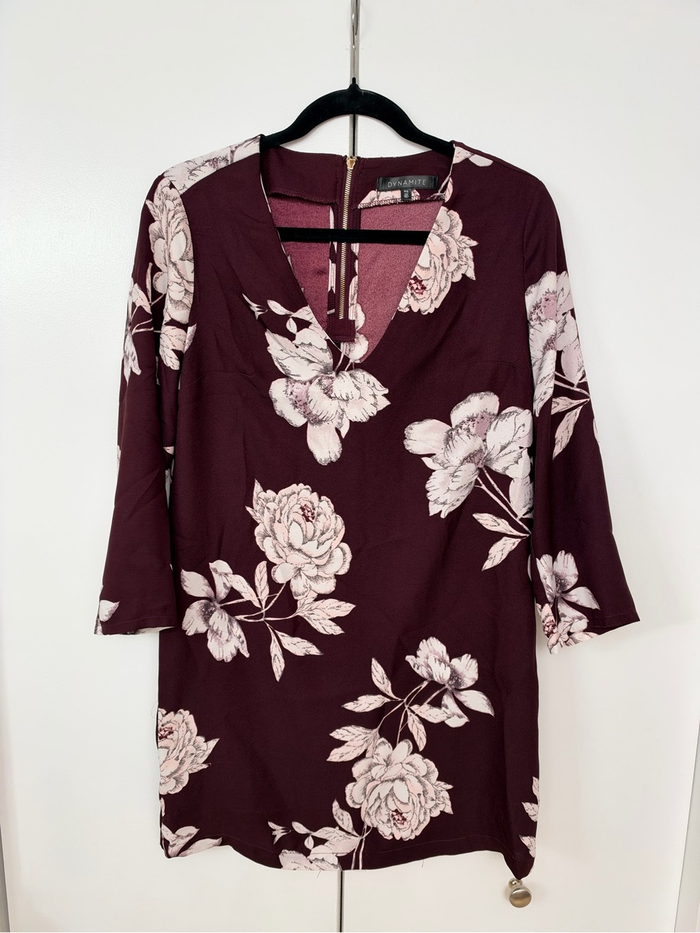 Dynamite Burgundy Floral V-Neck Long Sleeve Shift Dress